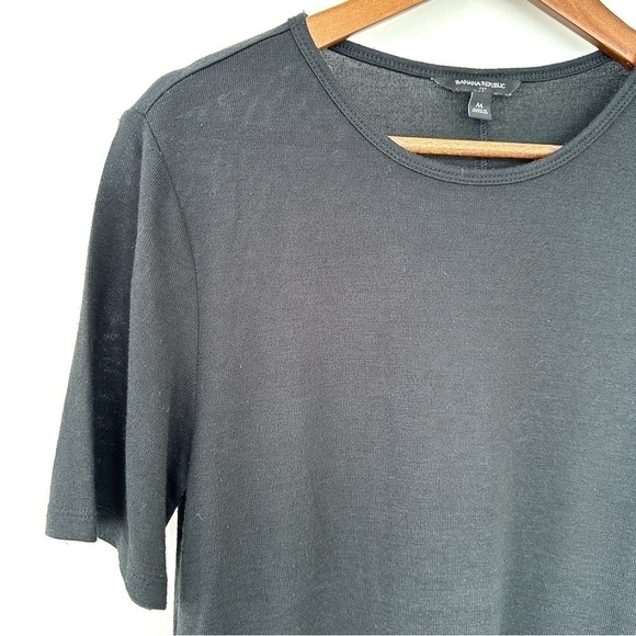 Banana Republic t-shirt with crew neck & short sleeves, high-low hem,  loose fit - Picture 5 of 10